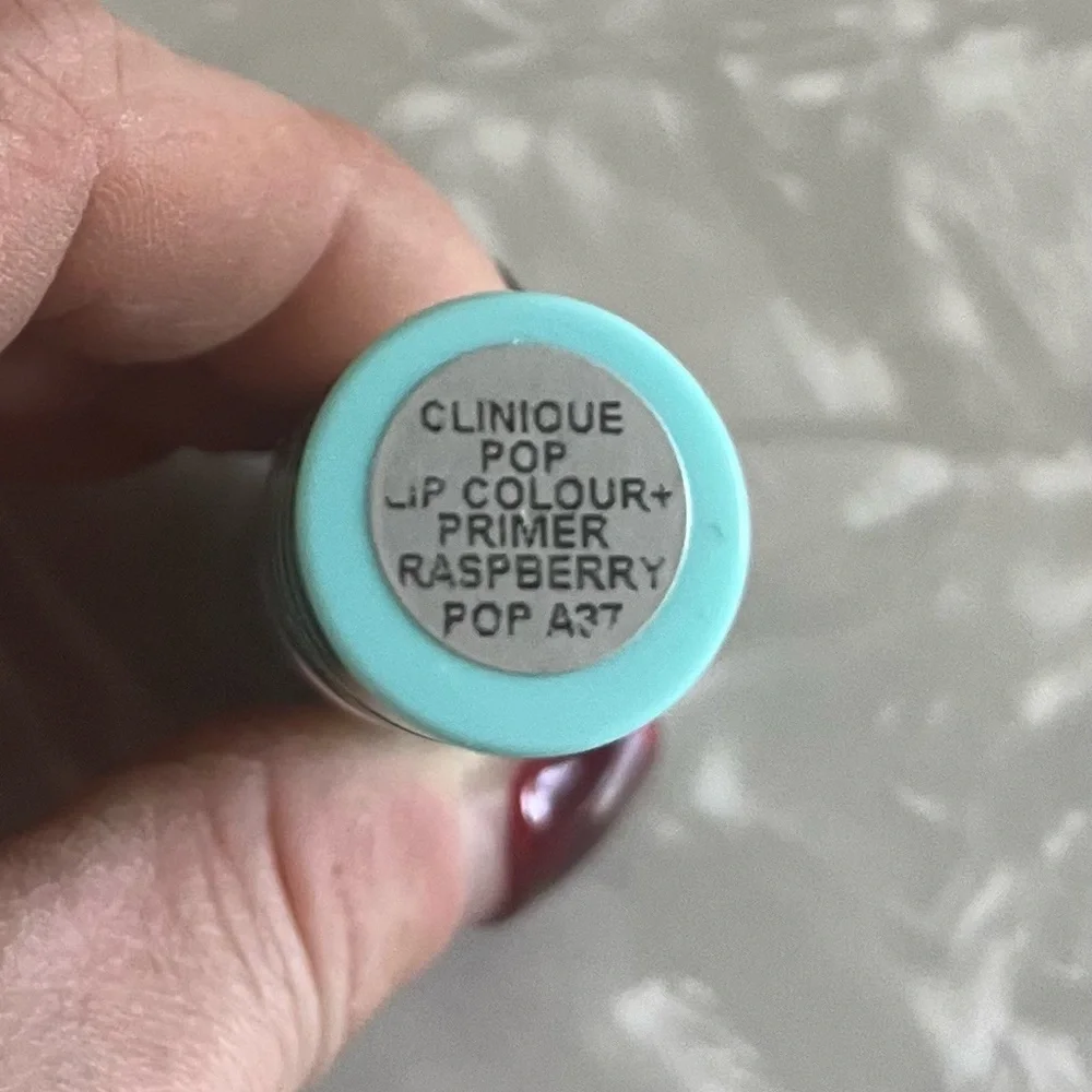 Clinique Marimeko Pop Colour + Primer Raspberry Pop Lipstick - Picture 2 of 3